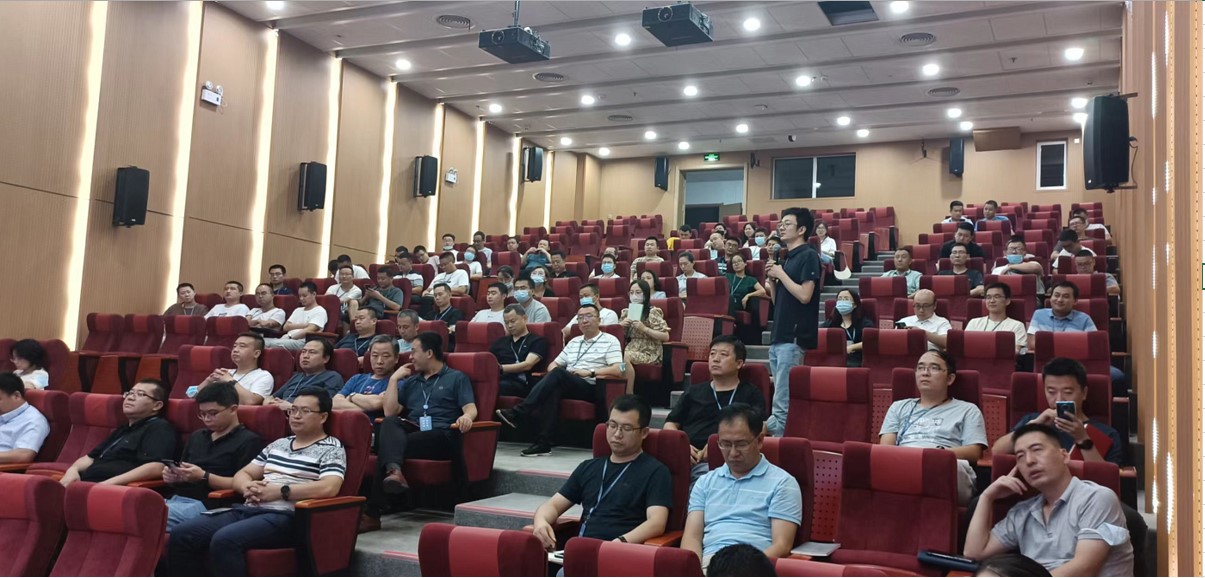 星空电竞微电开展精益能力提升宣讲培训会